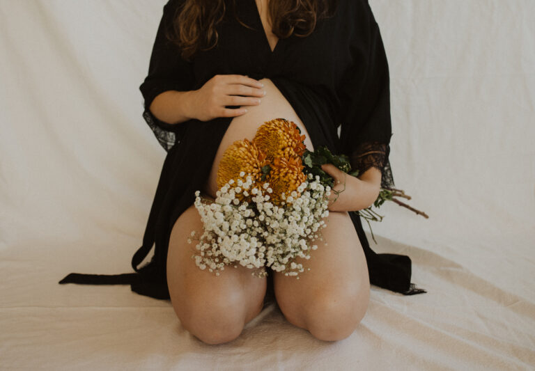 Kreatives Schwangerschaftsshooting