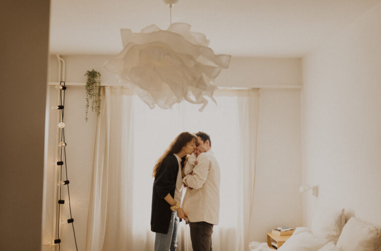 Newborn Babyfotoshooting Eltern Zuhause