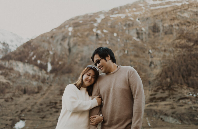 Paarfotoshooting in Zermatt Dorf