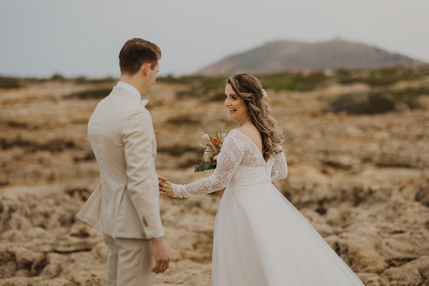 Angie & Nicklas First Look at a wedding in Crete