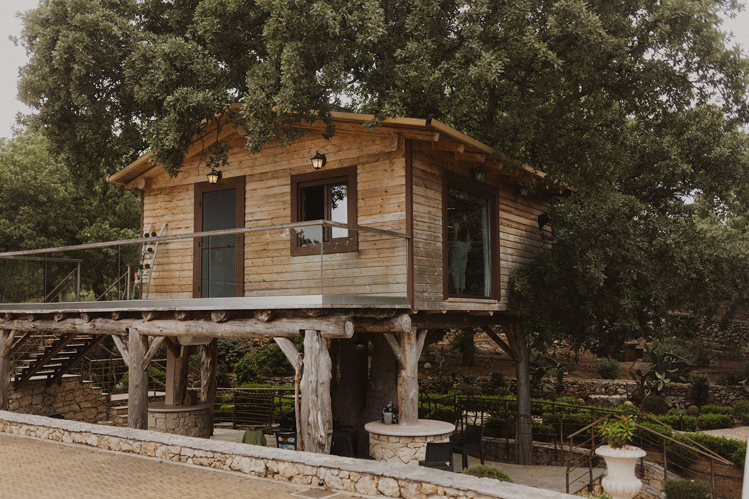 Angie & Nicklas Stolidi mou Treehouse Wedding Photography