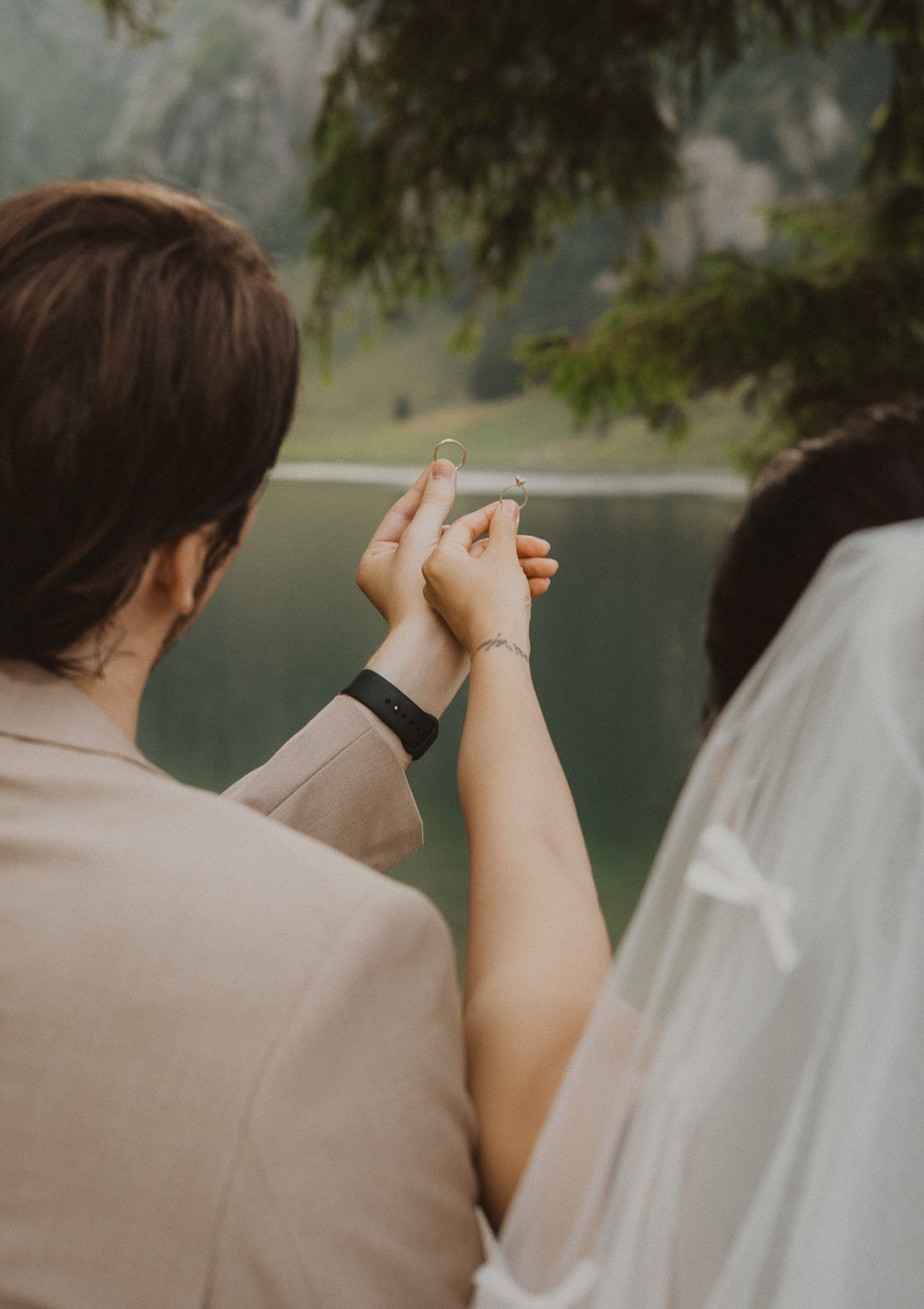 Couple eloping at Seealpsee in Appenzell, photographed by an elopement and proposal photographer.